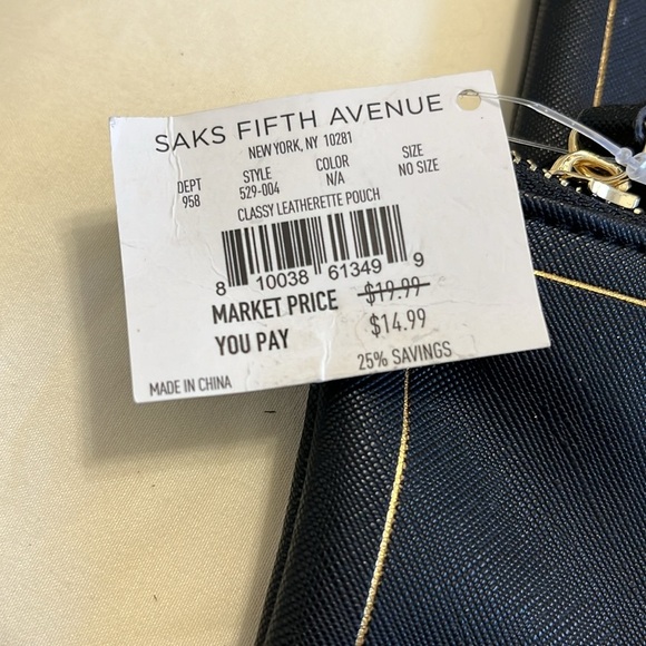 3 SAKS FIFTH AVENUE CLASSY LEATHERETTE POUCHES - Picture 4 of 8